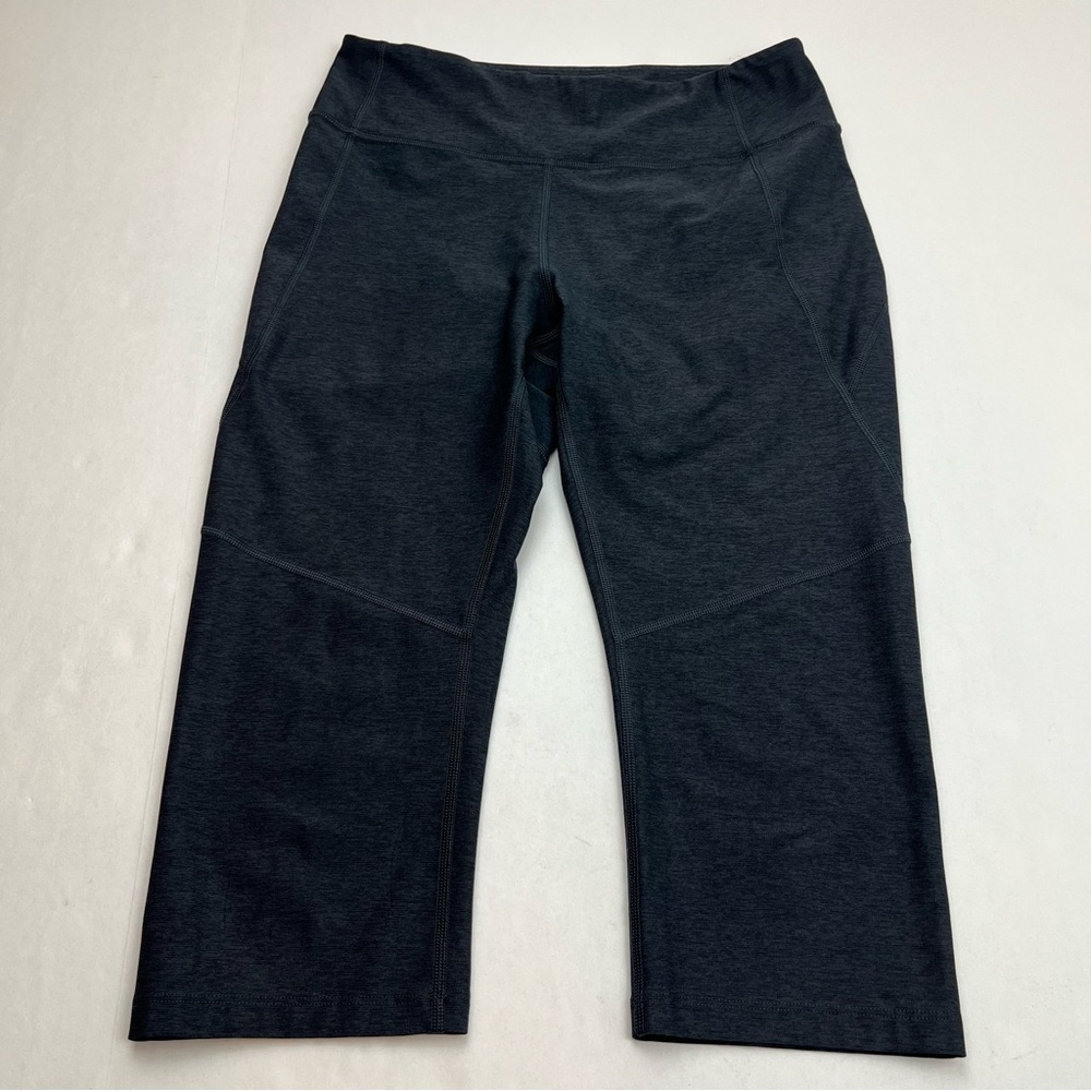 Outdoor Voices Grey Gray Cropped Capri Leggings Womens Medium Stretch Athletic